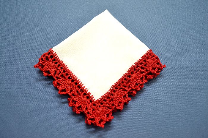 Pañuelo tejido a crochet detalle