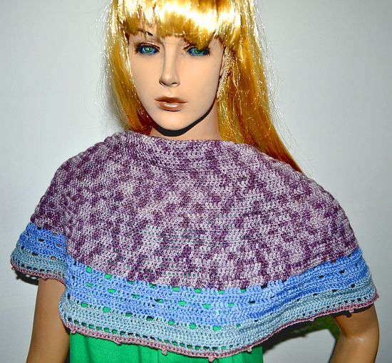 Chal media luna en tejido crochet