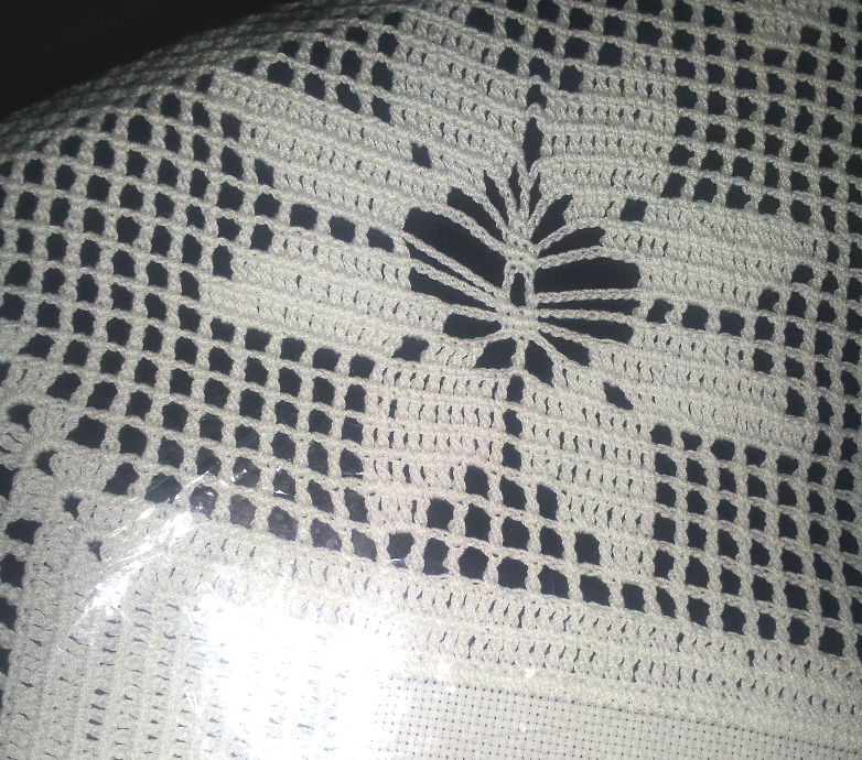 Foto del tejido a crochet de Abril, mantel