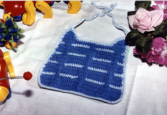 babero a crochet